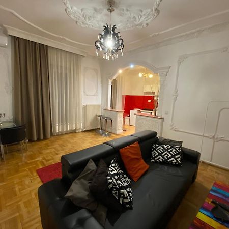 Apartment With Balcony And Ac Next To Danube บูดาเปสต์ ภายนอก รูปภาพ