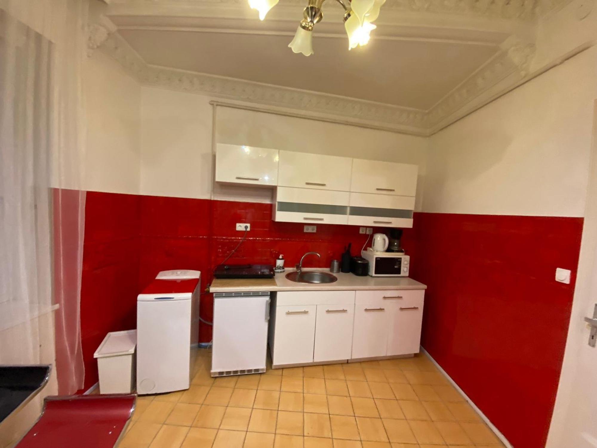 Apartment With Balcony And Ac Next To Danube บูดาเปสต์ ภายนอก รูปภาพ