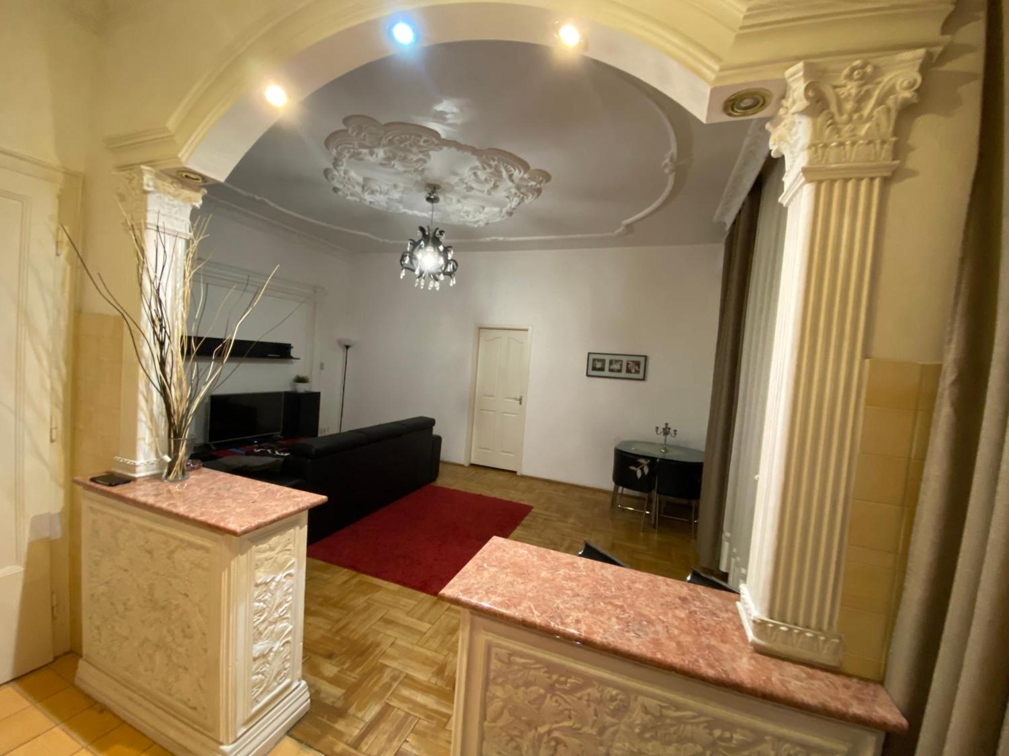 Apartment With Balcony And Ac Next To Danube บูดาเปสต์ ภายนอก รูปภาพ