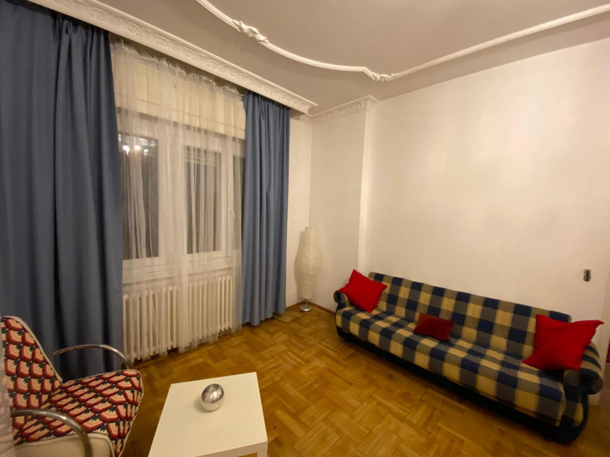 Apartment With Balcony And Ac Next To Danube บูดาเปสต์ ภายนอก รูปภาพ