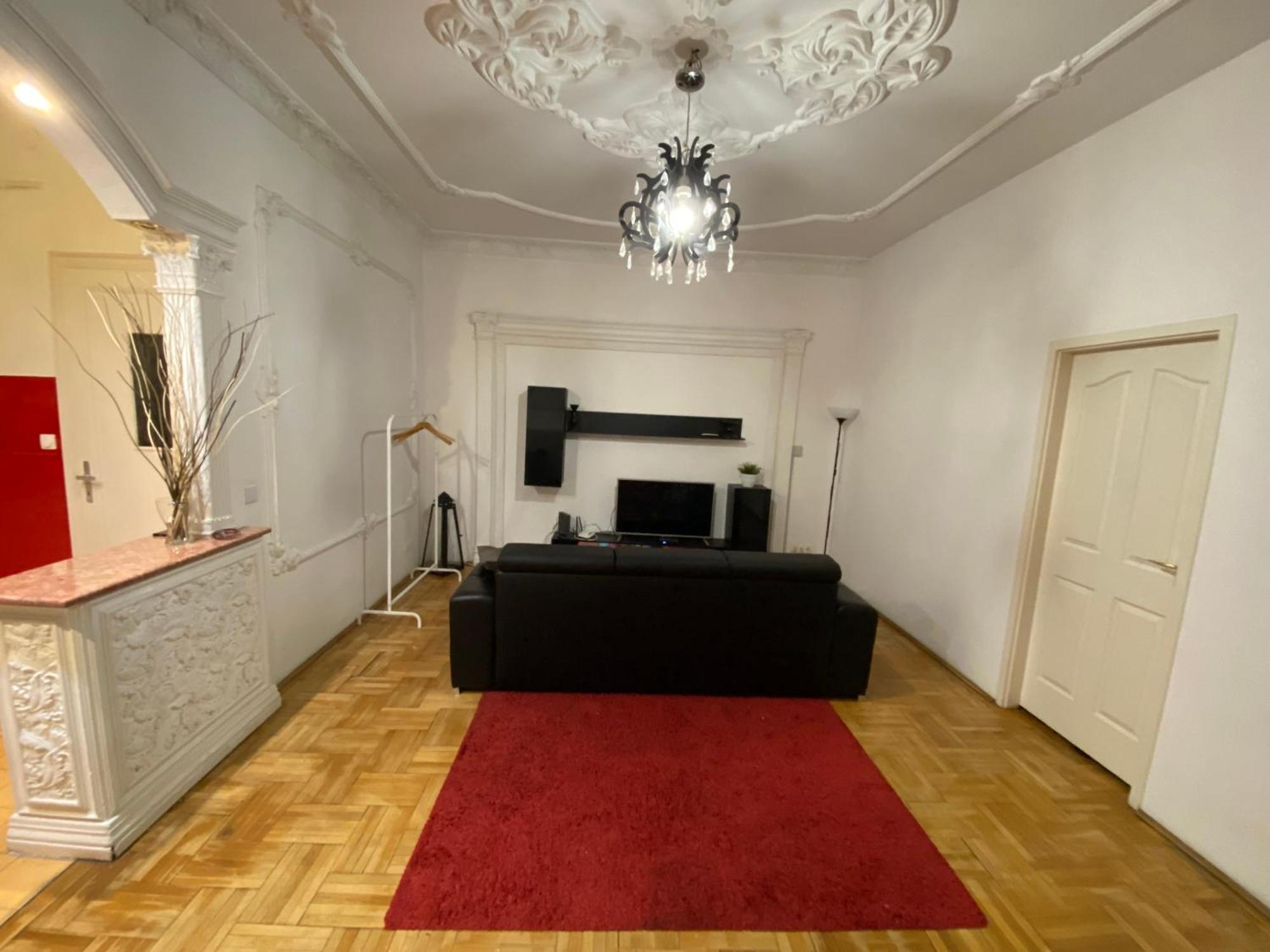 Apartment With Balcony And Ac Next To Danube บูดาเปสต์ ภายนอก รูปภาพ