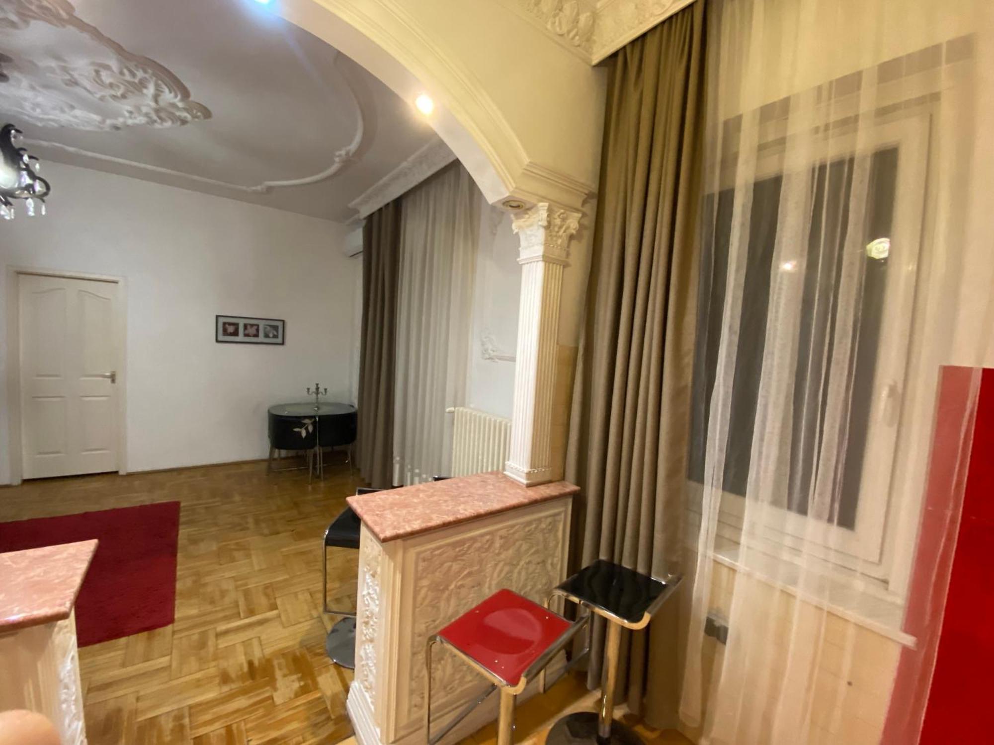 Apartment With Balcony And Ac Next To Danube บูดาเปสต์ ภายนอก รูปภาพ