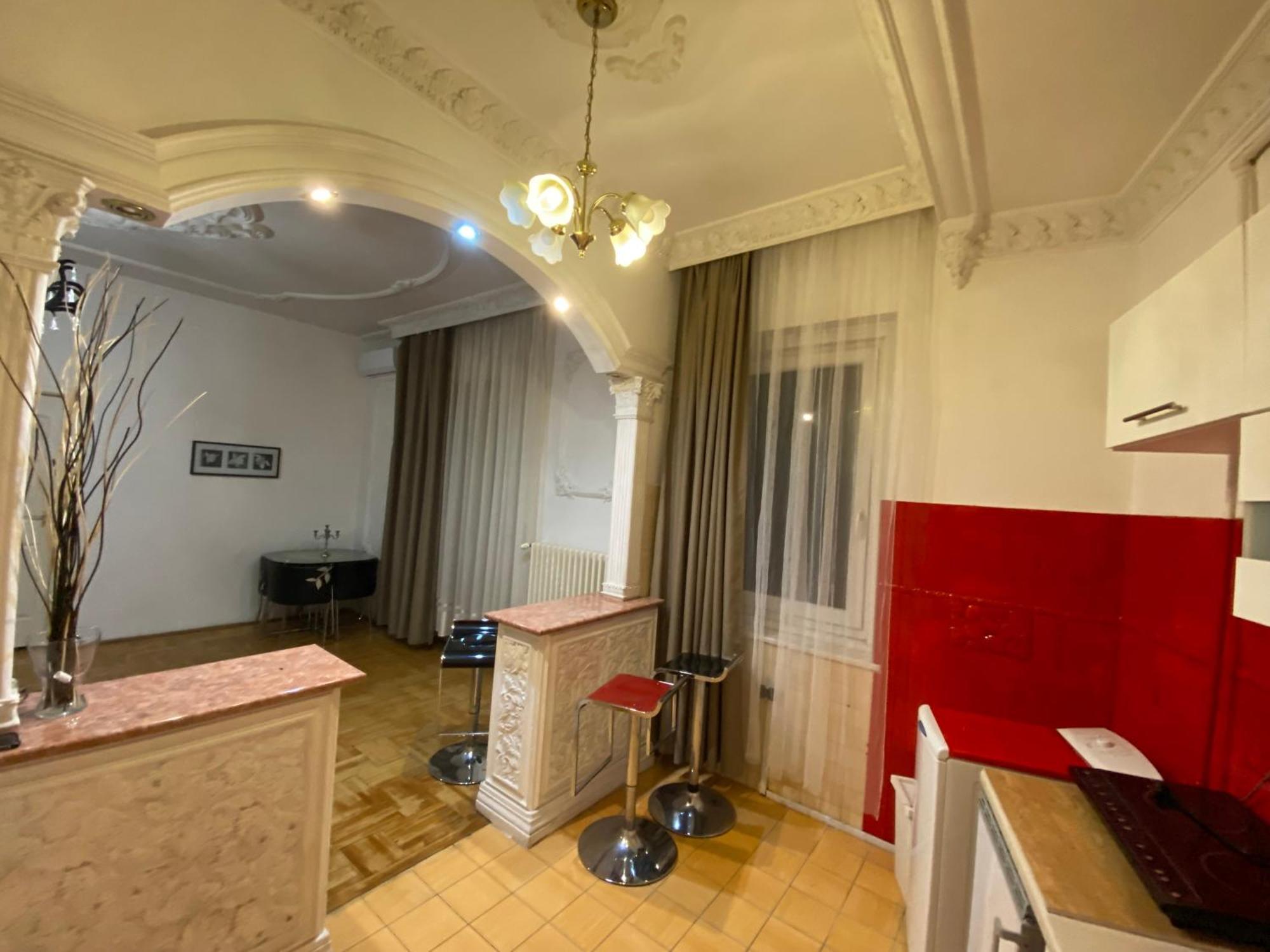 Apartment With Balcony And Ac Next To Danube บูดาเปสต์ ภายนอก รูปภาพ