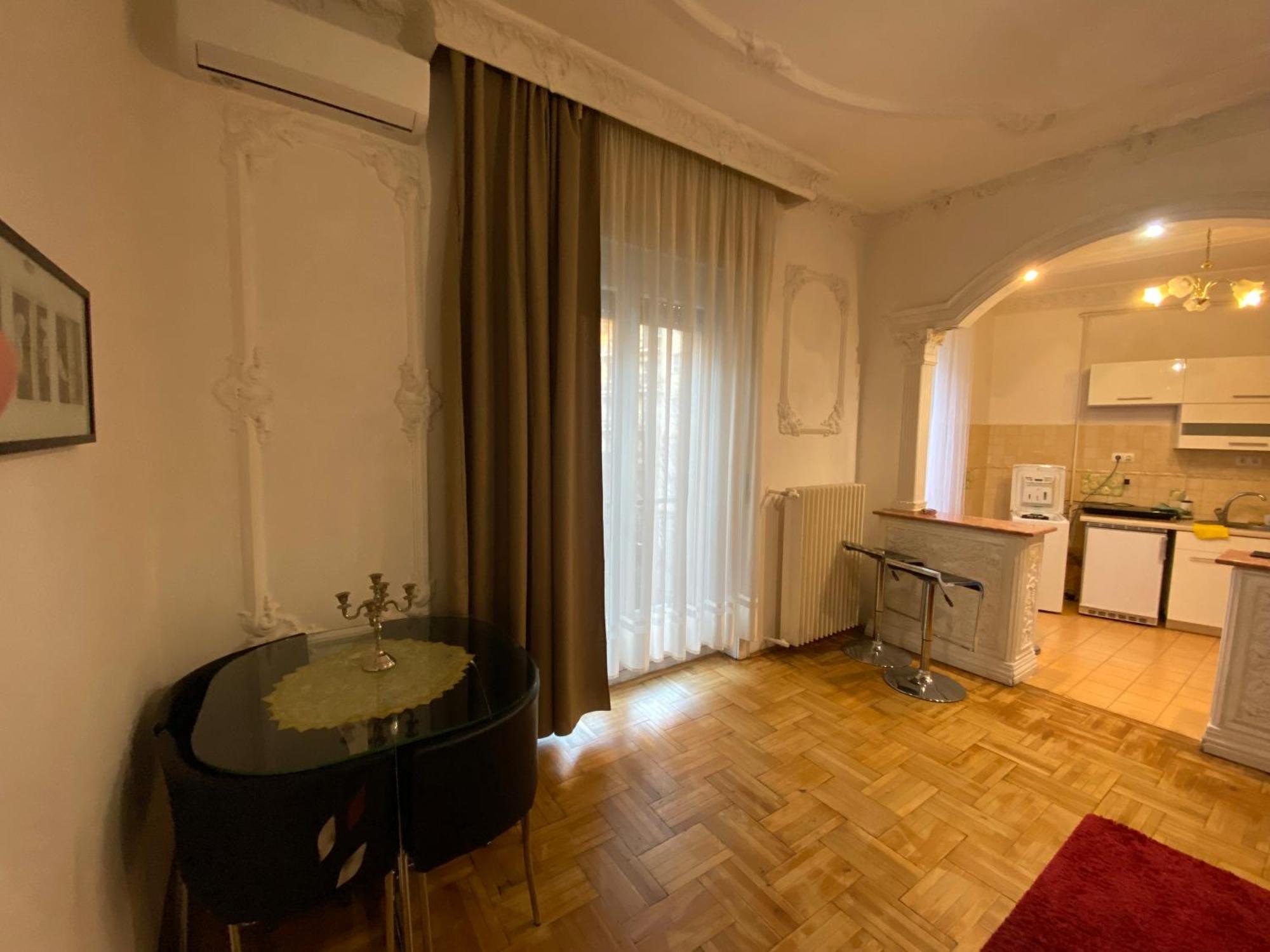 Apartment With Balcony And Ac Next To Danube บูดาเปสต์ ภายนอก รูปภาพ